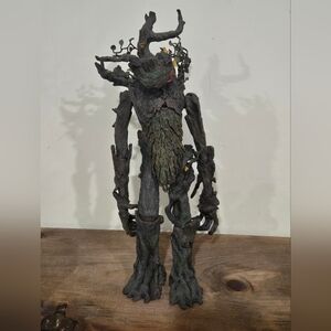 Lord Of The Rings Treebeard Deluxe Action Figure produced by Diamond Select Toys